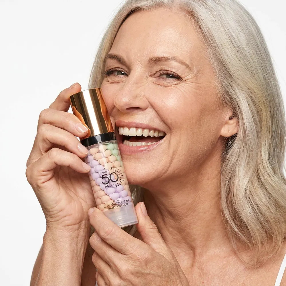 Woman smiling with Ovea